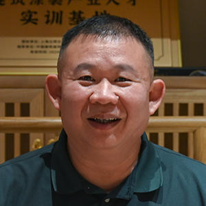 李明